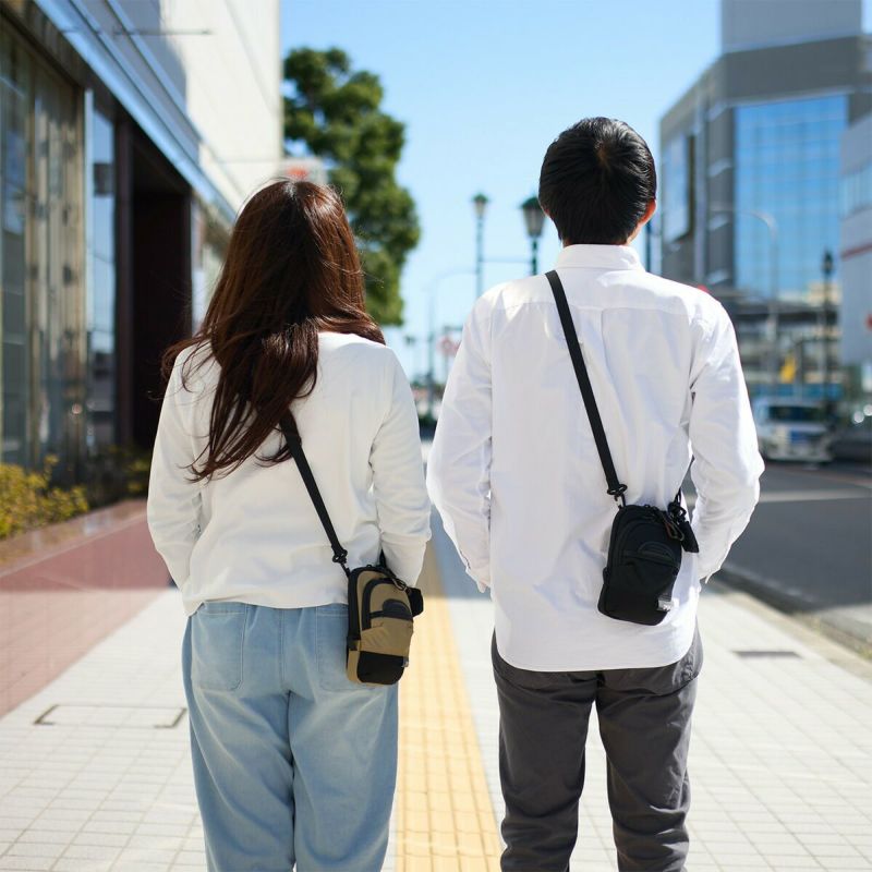 DSBKスマホショルダーKOH-3389コンパクトショルダーバッグミニメンズドリンクホルダー斜めがけブランドミニショルダーバッグスマホポーチ撥水人気おしゃれ大人携帯ディーエスビーケーKOH3389