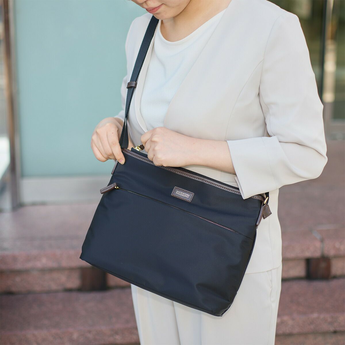 マッキントッシュフィロソフィーショルダーバッグアメリア2ショルダーヨコ型レディースMACKINTOSHPHILOSOPHY撥水斜めがけ旅行ブランドおしゃれ散歩軽い観光きれいめスリムコンパクト68092