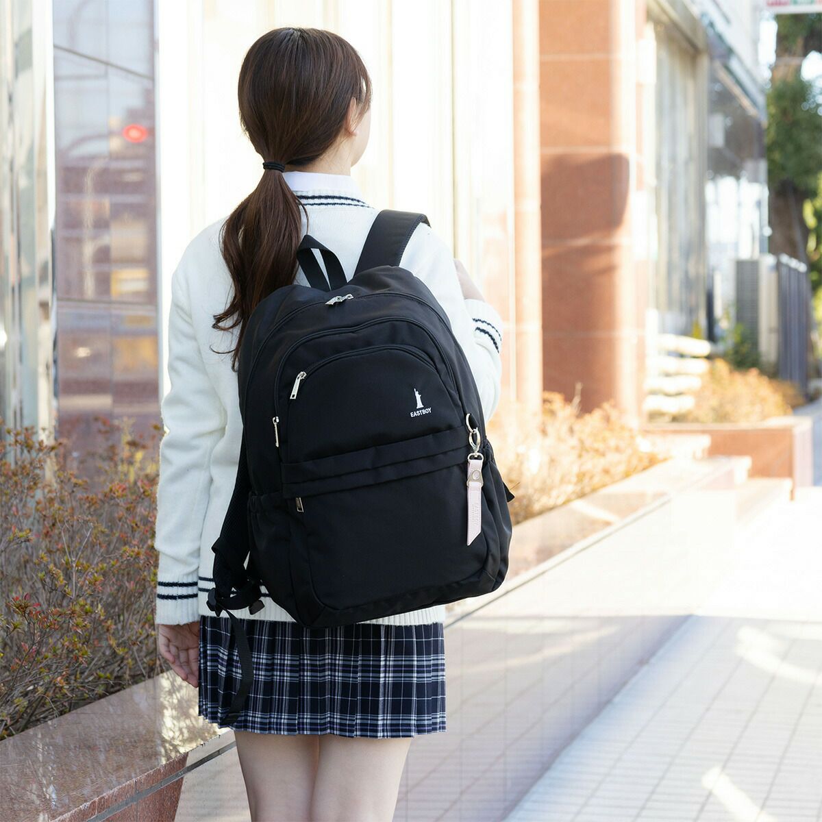 イーストボーイリュック通学女子女子高生EASTBOY32LB4A4レディース中学生高校生リュックサックスクールリュック通学リュックブランド撥水大容量可愛いシンプル黒ブラックEASTBOYEBA101