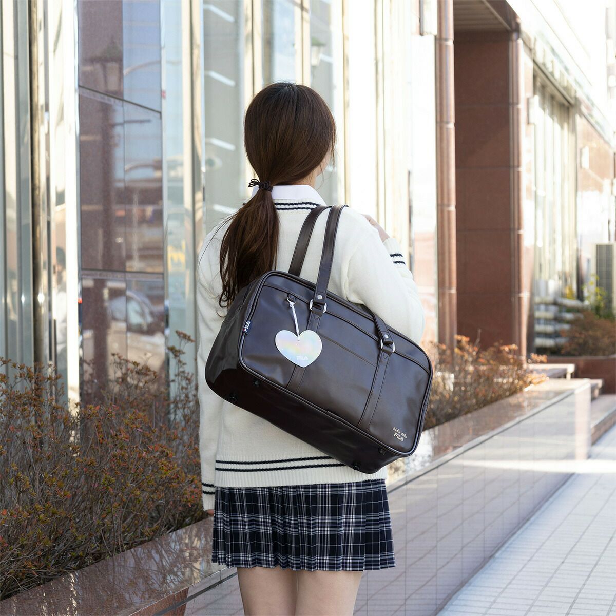 フィラスクールバッグFILA合皮A4女子中学生高校生女子高生レディーススクールバックサブバッグサブバックスクバブランド通学おしゃれかわいい大容量ブラックブラウン7895