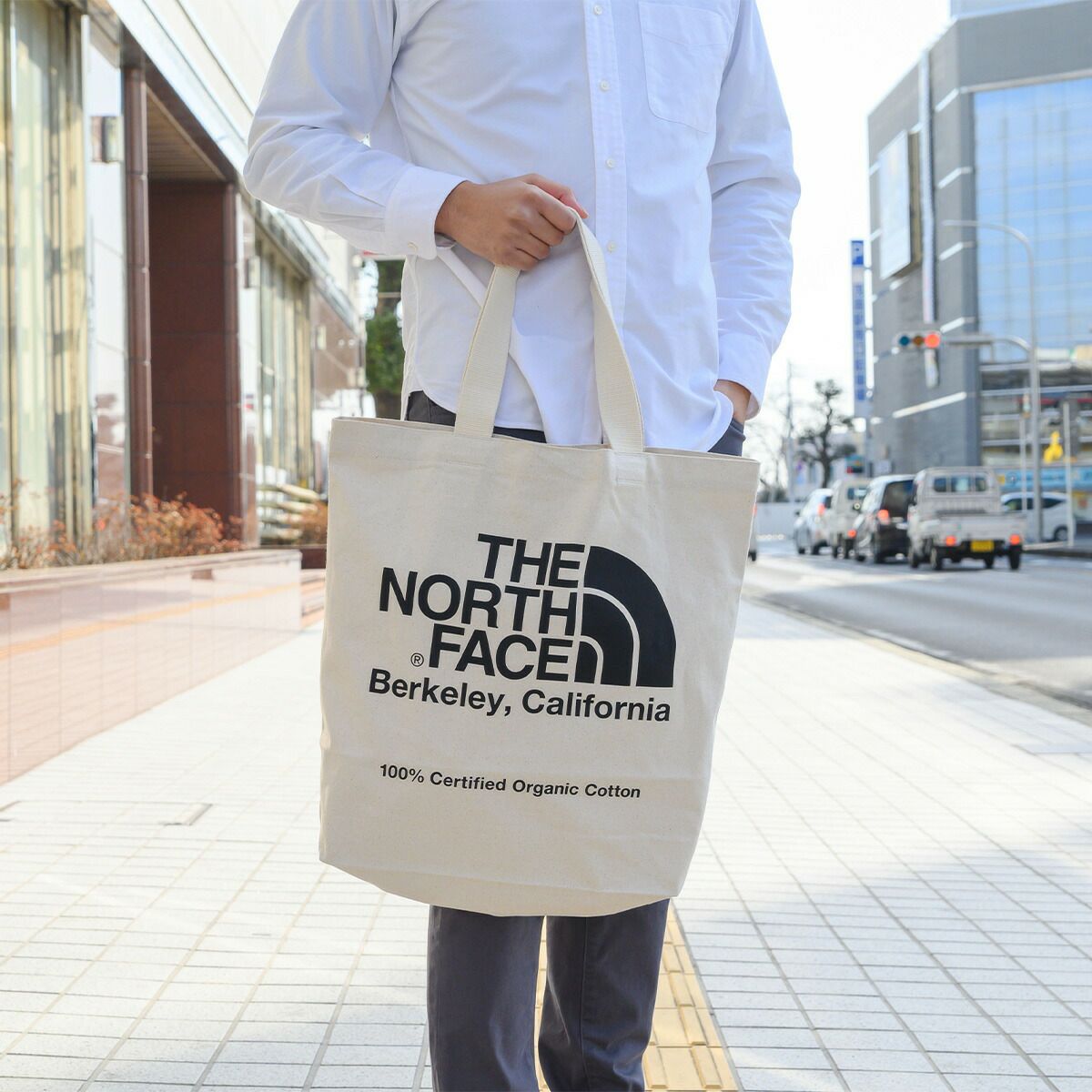 ノースフェイストートバッグコットンTHENORTHFACEザノースフェイスオーガニックコットントートメンズレディース通学学生買い物アウトドアキャンプ人気ザ・ノース・フェイスNM82385