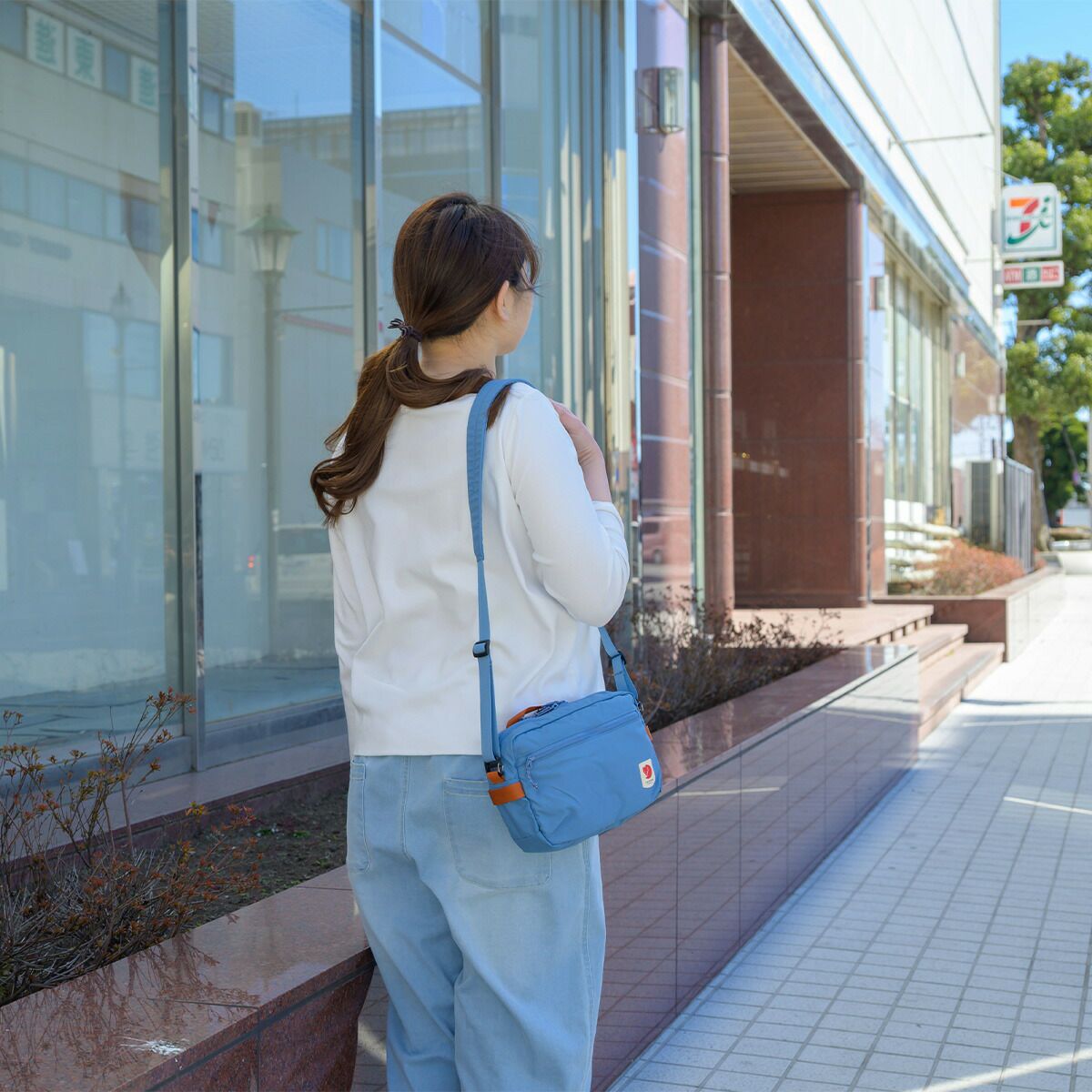 正規品フェールラーベンショルダーバッグFJALLRAVENHighCoastCrossbodyバッグレディースメンズ斜めがけ斜め掛けショルダーバックおしゃれ軽い23227