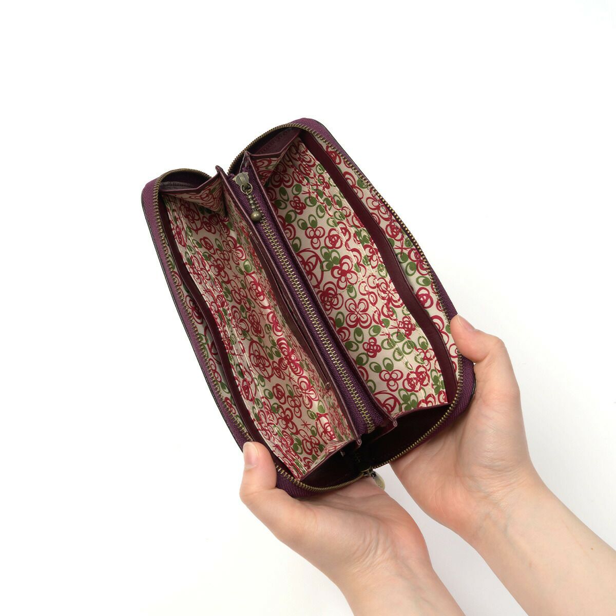 シビラ長財布sybilla財布ラウンドファスナーカデネータレディース小銭入れありブランドロングウォレットウォレットかわいいおしゃれ大容量本革5470552