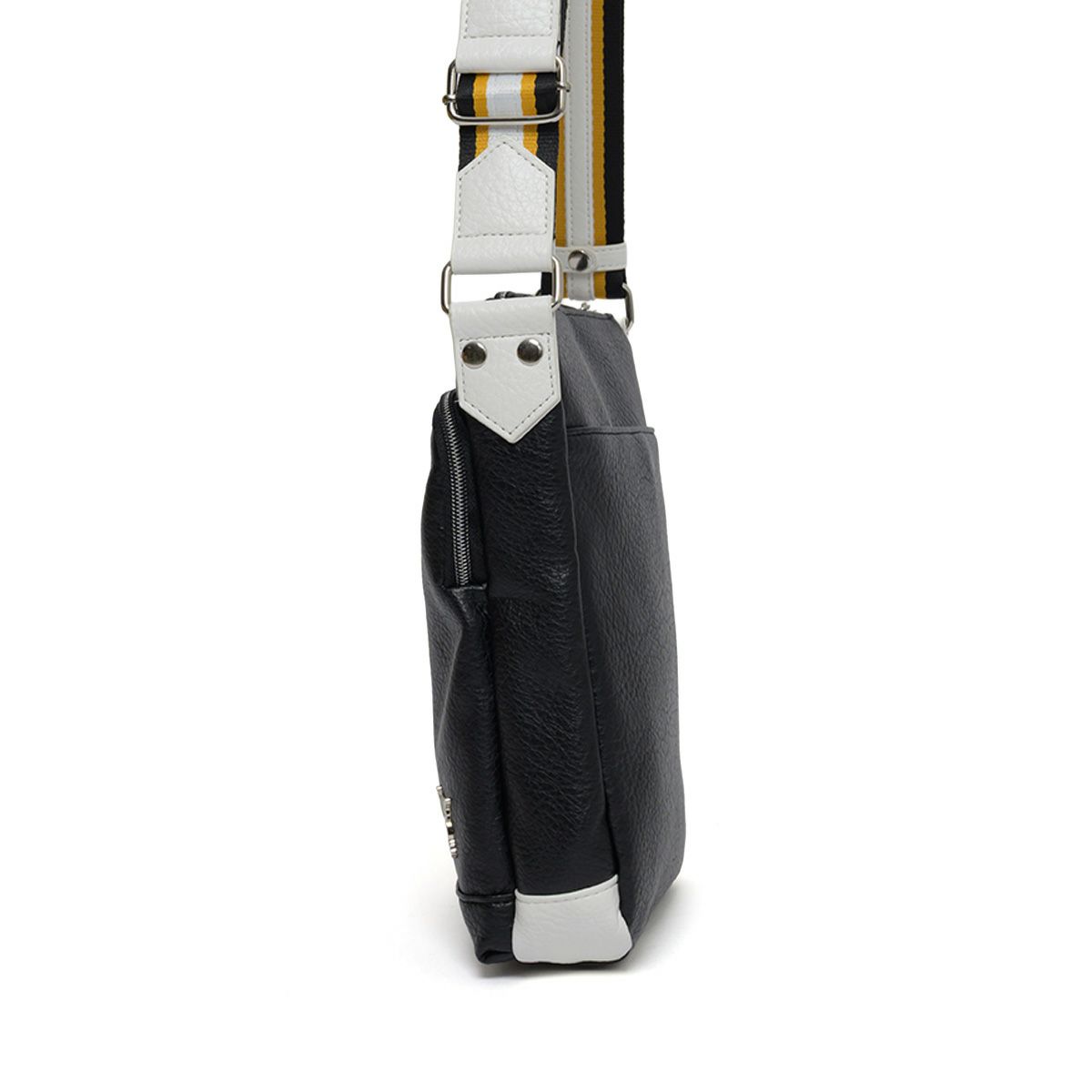 PUMAショルダーバッグタテ型プーマバッグメンズレディースショルダー斜め掛けななめ掛けカジュアル普段使い人気スポーツシンプルおしゃれJ20315