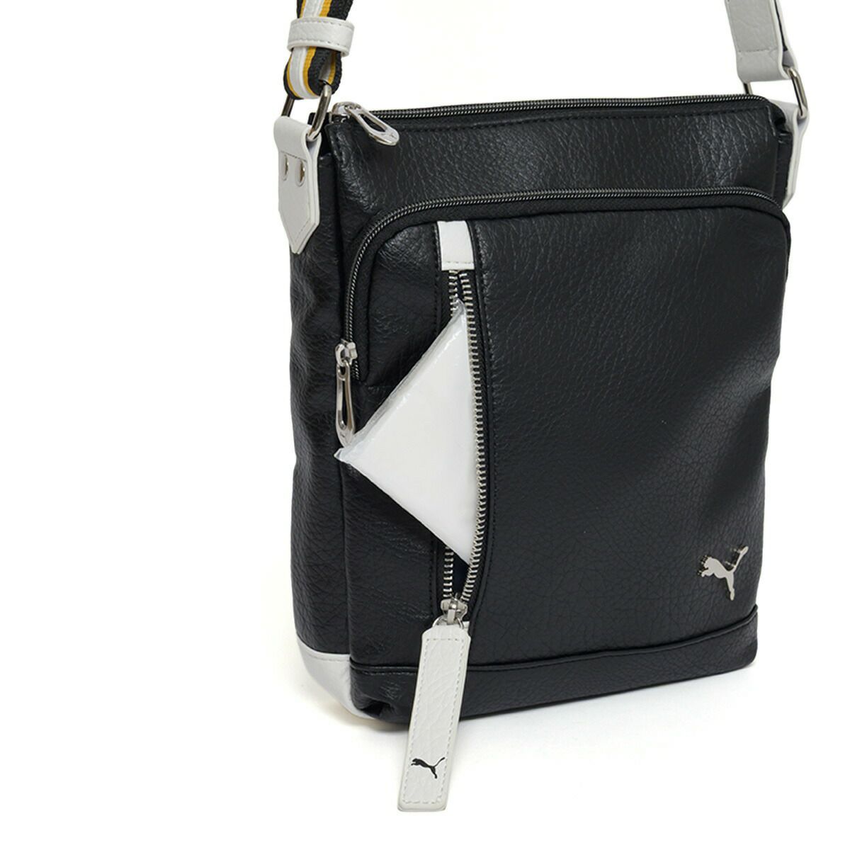 PUMAショルダーバッグタテ型プーマバッグメンズレディースショルダー斜め掛けななめ掛けカジュアル普段使い人気スポーツシンプルおしゃれJ20315