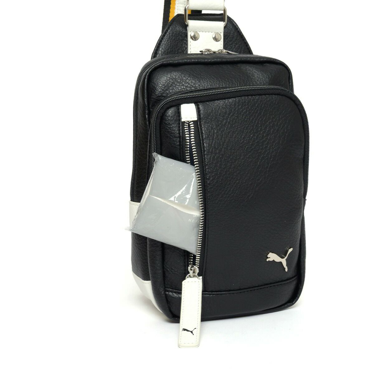 PUMAボディバッグプーマワンショルダーバッグショルダーバッグメンズレディースウエストバッグ斜め掛けななめ掛け大容量カジュアル普段使い人気スポーティシンプルおしゃれJ20317