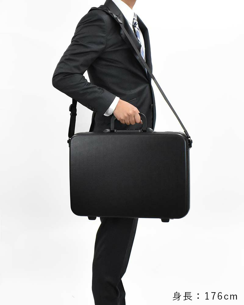 メダリオンアタッシュケースA3サイズ15.3L