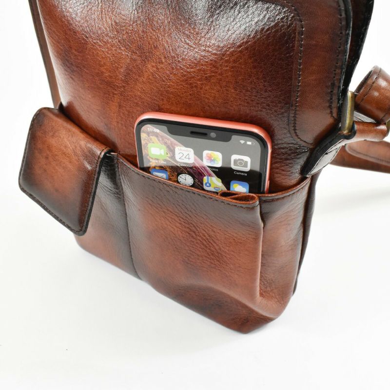 LugardラガードG3本革ショルダーバッグタテ型