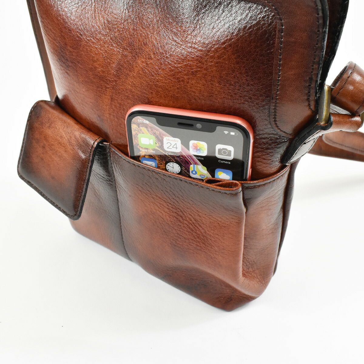 LugardラガードG3本革ショルダーバッグタテ型