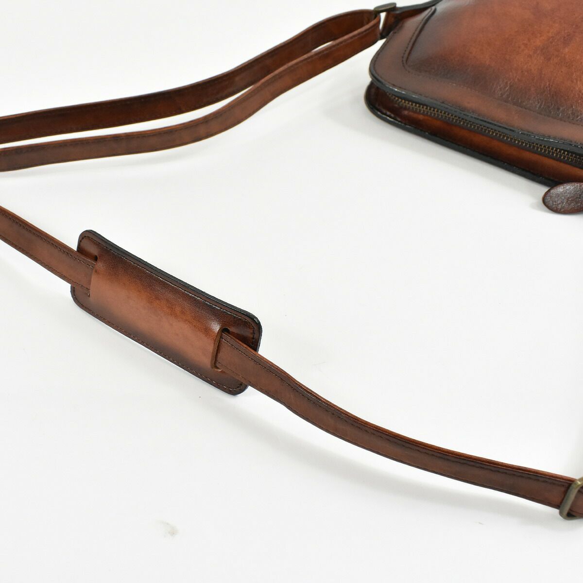 【ポイント最大28倍★8/18限定】LugardラガードG3本革レザーショルダーバッグタテ型メンズショルダーショルダーバック青木鞄日本製|プレゼント彼氏男性誕生日プレゼントバッグバック肩掛けバック肩掛けバッグ