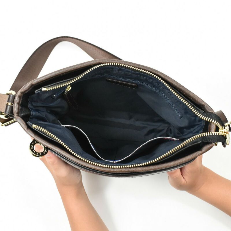 カステルバジャックルポ・シリーズショルダーバッグ