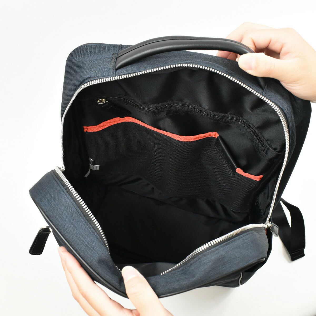 IS/IT(イズイット)ルシェル・シリーズビジネスリュックA4ファイルサイズ