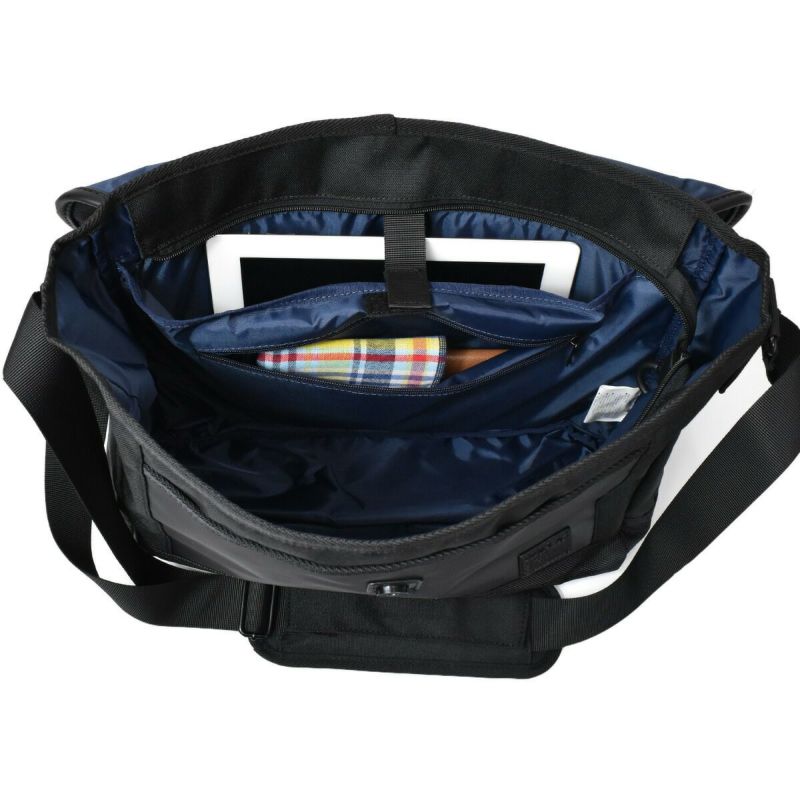 AVIREX(アヴィレックス)スーパーホーネットかぶせ型ショルダーバッグ