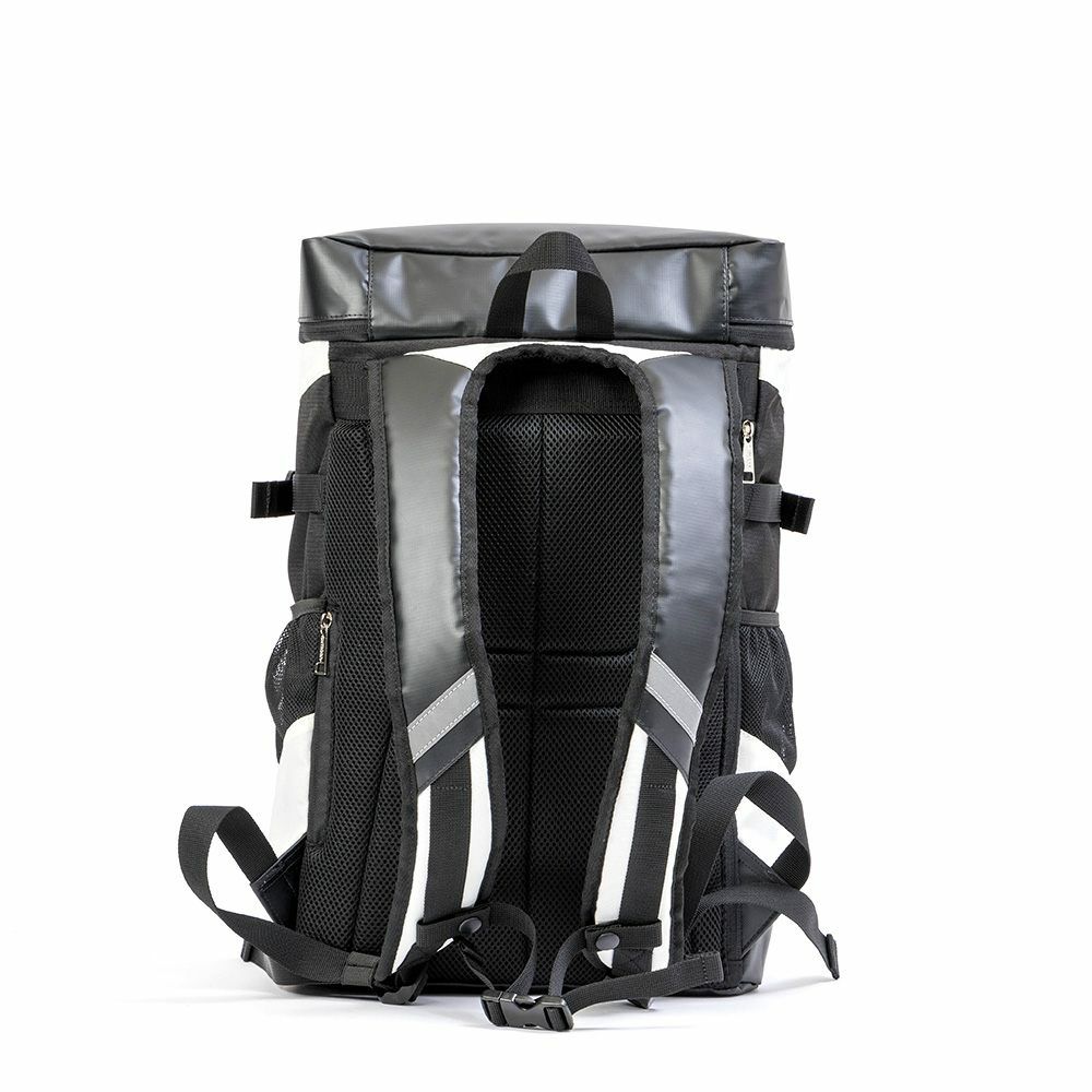 OUTDOORPRODUCTSトーランス・シリーズボックス型リュックサック30L