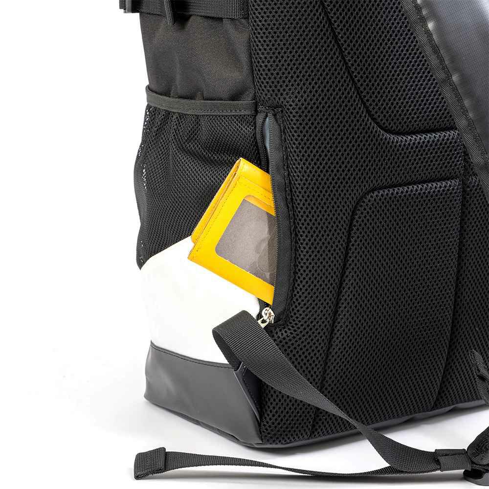 【10%OFFクーポン&P10倍】OUTDOORPRODUCTSアウトドアプロダクツトーランス・シリーズボックス型リュックサック30Lタイプ通学リュックアウトドアリュックサック高校生中学生|リュックリュックサックリックサックボックスリュックバックパックバッグ