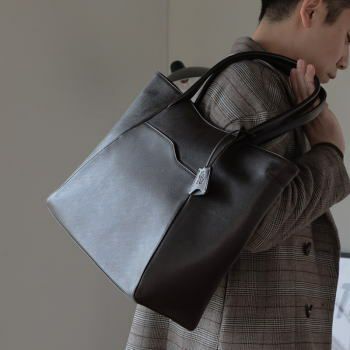 PIDピーアイディーセルヴァ本革トートバッグキズが付きにくい角シボ加工牛革ビジネストート通勤カバン本革ビジネスバッグA4ビジネス