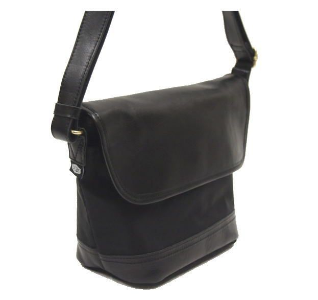 【ポイント10倍】DOUBLESダブルスHARVESTハーヴェストハーベスト本革&ナイロンかぶせ型ショルダーメンズショルダーバッグ斜め掛けショルダークロコンレッド牛革ショルダーMOUSTACHEムスタッシュショルダーバックJOK7075