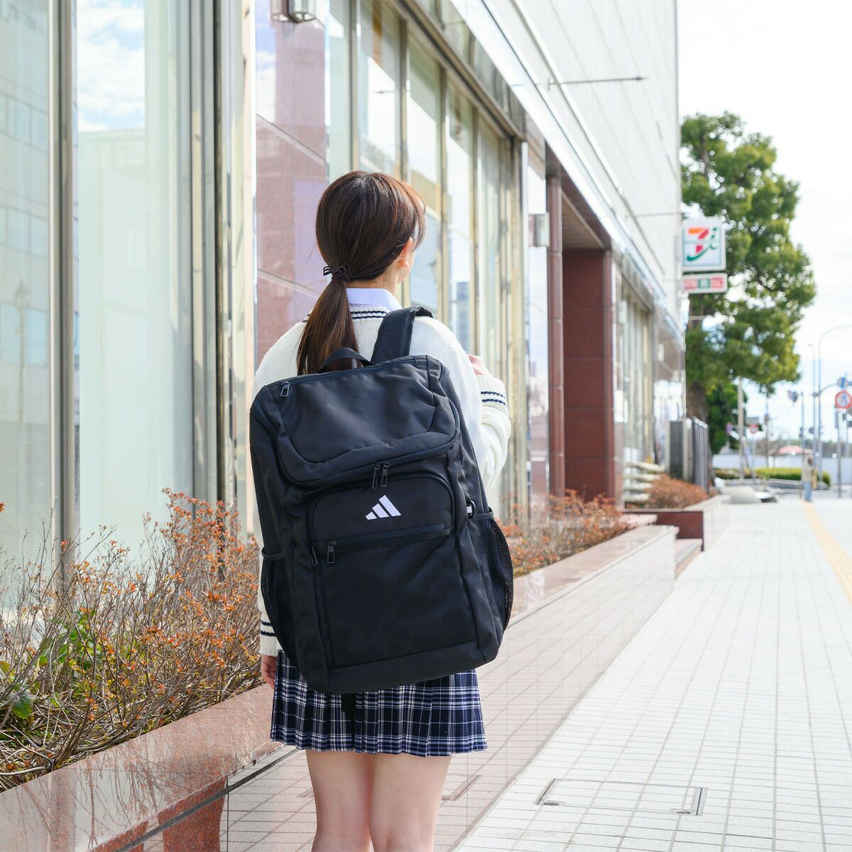 【2025新作】アディダスリュック35LB4A4adidas通学男子女子リュックサックメンズレディース中学生高校生女子高生男の子女の子スポーツリュック通学リュックスポーツボックス型大容量68562