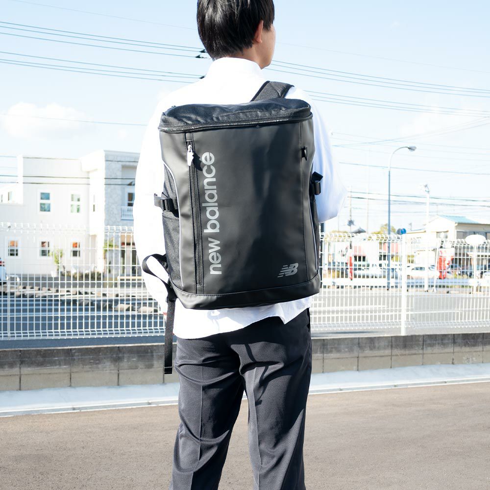 【2025新作】ニューバランスリュック通学newbalance30LA3ボックス型リュックサック男子女子中学生高校生女子高生メンズレディーススポーツリュック通学リュック大容量LAB55678LAB35717