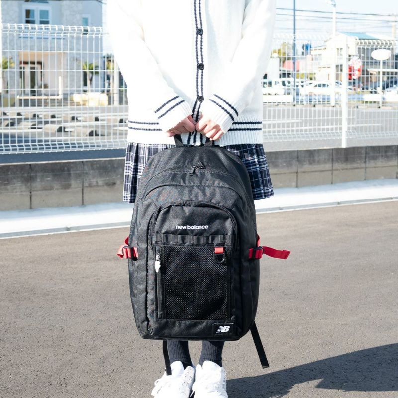 【2025新作】ニューバランスリュック通学女子男子newbalance30LB4大容量おしゃれリュックサック中学生高校生女子高生レディースメンズスポーツリュック通学リュックブランドかわいいLAB55682