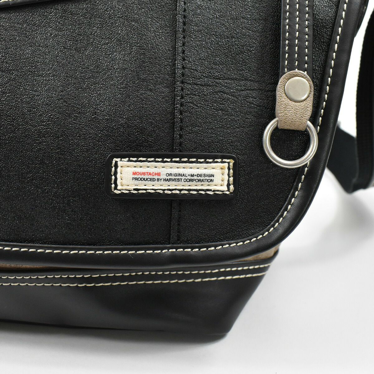 【ポイント最大30倍】MOUSTACHEムスタッシュショルダーバッグメンズレディースショルダーバックショルダー斜めがけ斜め掛け斜めがけバッグタブレット収納おしゃれかっこいい人気通学軽量ブランド小さめ大人合皮夏公園VHW5531