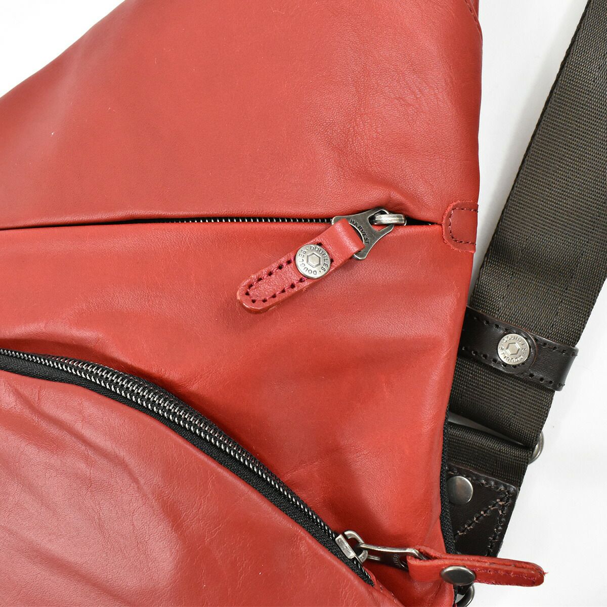 【ポイント最大26倍】DOUBLESダブルスボディバッグ本革革レザーメンズレディースボディバックショルダーバッグショルダーバック斜めがけ斜め掛け小さい薄い薄めコンパクトおしゃれかっこいいブランド人気通学軽量大人JMO7450