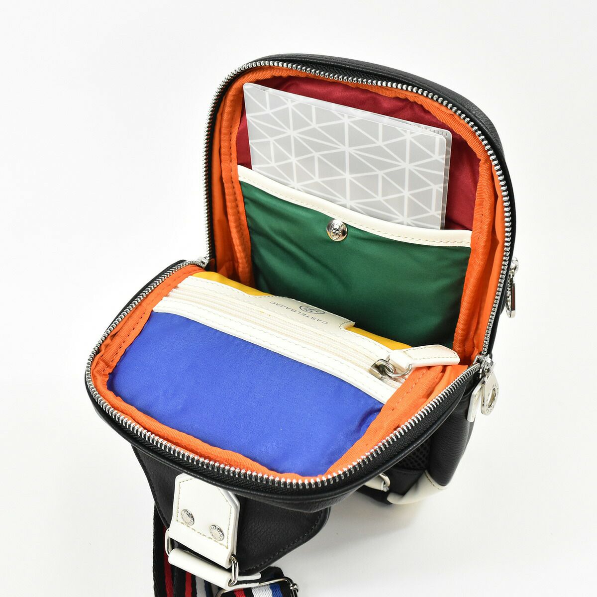 【500円OFFクーポン&最大37倍】カステルバジャックボディバッグバッグCASTELBAJACローレンメンズレディースショルダーバッグボディバック合皮斜めがけ斜め掛けブランド軽量かっこいいおしゃれ人気小さめプレゼントおすすめ037902