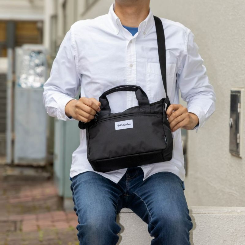 【ポイント最大25倍】コロンビアショルダーバッグバッグメンズレディースColumbiaB5ショルダーバックショルダーバック斜め掛けバッグ斜めがけバッグ肩掛けバッグ肩掛けカバンアウトドアブランドブランド人気軽量おしゃれ旅行大人大きめ