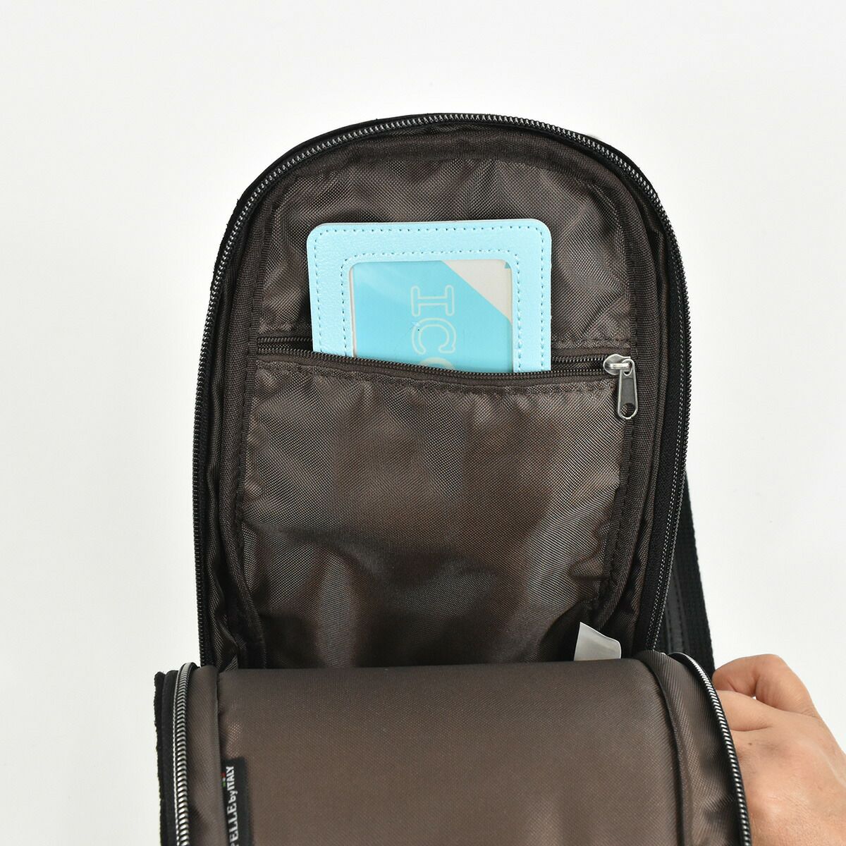 【ポイント最大29倍★9/30限定】DOUBLESダブルスボディバッグメンズレディース本革革レザーブランドワンショルダーショルダーバックショルダーバッグボディーバッグボディバック肩掛けカバン斜め掛けバッグ斜めがけバッグVJR7240