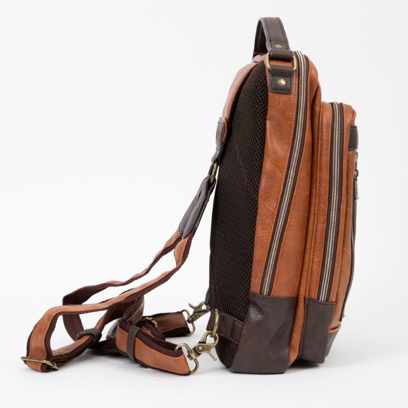 【ポイント最大38倍|10/5限定】Leeリーボディバッグリュックバッグメンズレディースブランドワンショルダーショルダーバッグリュックサックボディバック斜め掛けバッグ斜めがけバッグ男女兼用人気かっこいいシンプル合皮2WAY320-3101