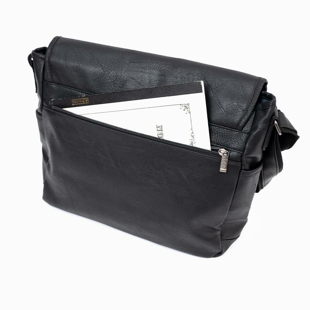 【ポイント最大38倍|10/5限定】LeeリーショルダーバッグバッグA4メンズレディースブランドショルダーバッグボディバッグ斜め掛けバッグ斜めがけバッグ肩掛けカバン斜めがけ斜め掛け人気かっこいいシンプル大人おしゃれ合皮320-3104