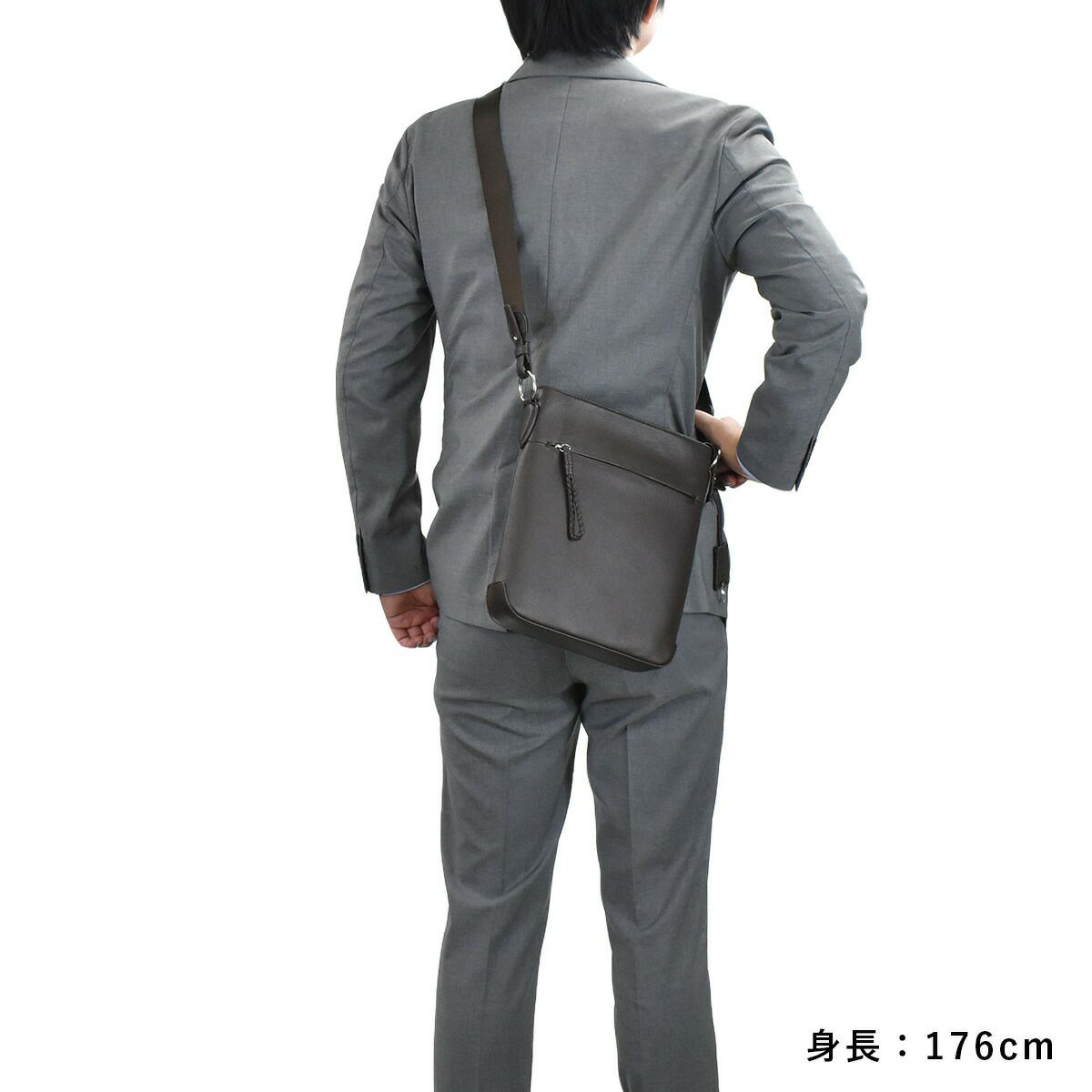 【ポイント最大25倍】P.I.Dピーアイディー本革ショルダーバッグビジネスメンズB5防水撥水エクリール本革ショルダーバッグショルダーバッククラッチバッグ通勤通学レザー革ブランドカジュアルPIDピー・アイ・ディーpaz103