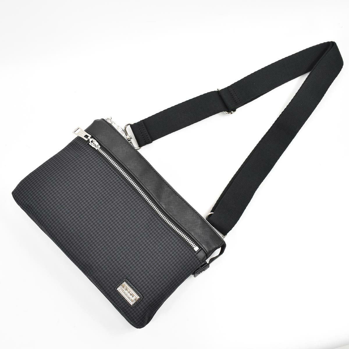 【エントリーで全員19倍★11/4～】ニコルNICOLEショルダーバッグバッグメンズレディースショルダーバックショルダー斜め掛けバッグ斜めかけバッグ斜め掛けバック斜めかけバック肩掛けカバン大人ブランドおしゃれかっこいいNIL227