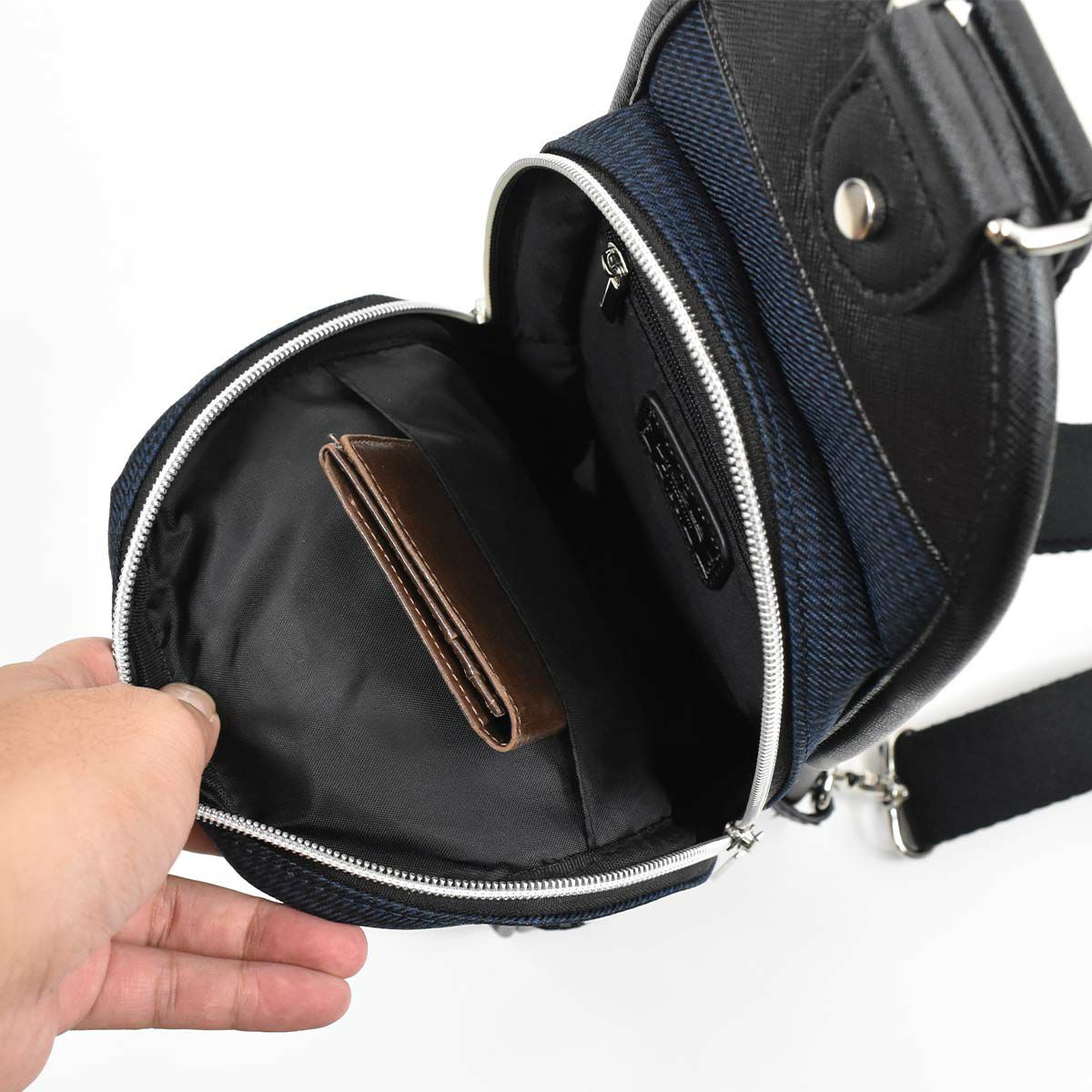 【エントリーで全員19倍★11/4～】ニコルNICOLEボディバッグワンショルダーバッグメンズレディースボディバックショルダーバッグショルダーワンショルダー斜め掛けバッグ斜めがけバッグ大人ブランドおしゃれかっこいい大人軽量NIL229