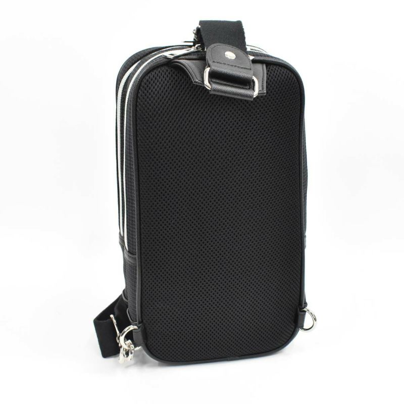 【エントリーで全員19倍★11/4～】ニコルNICOLEボディバッグワンショルダーバッグメンズレディースボディバックショルダーバッグショルダーワンショルダー斜め掛けバッグ斜めがけバッグ大人ブランドおしゃれかっこいい大人大きい大きめNIL230