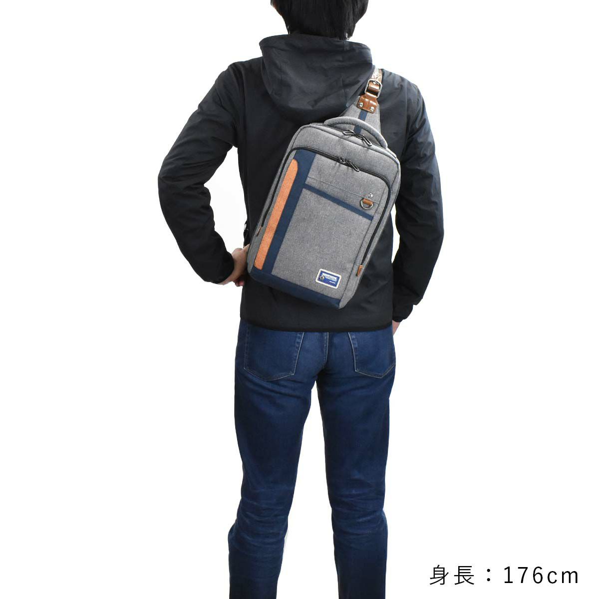 【ポイント最大29倍|12/18限定】ムスタッシュボディバッグA4サイズ大容量MOUSTACHEショルダーバッグメンズレディースボディショルダーバックボディバックブランド人気軽量かっこいいおしゃれ大きい大きめA4iPad収納MDP-0650