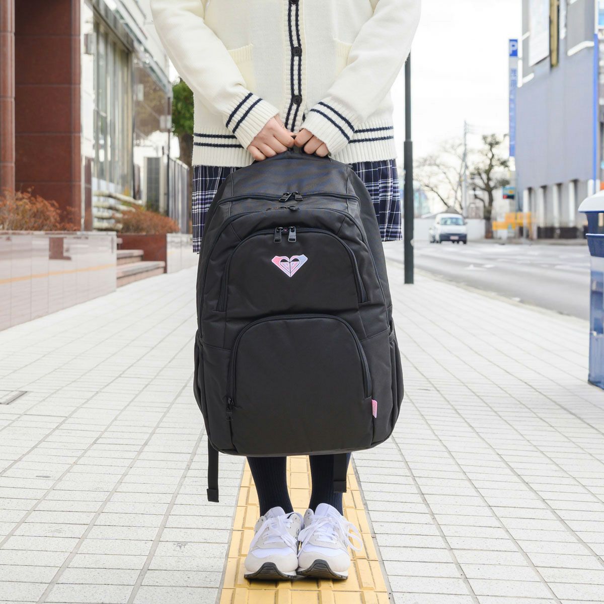 【2025新作】ロキシーリュック鏡付きROXY通学女子30LB4レディース中学生高校生女子高生女の子リュックサック通学リュックスポーツリュックスクールリュックかわいい可愛い人気ブランドRBG251302