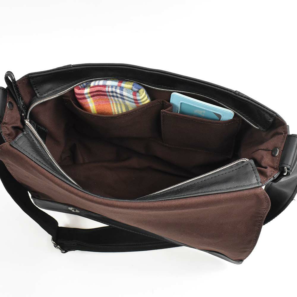 DOUBLESダブルスショルダーバッグ本革B5レザーメンズレディースショルダーバック斜め掛けバッグ斜めがけバッグショルダー斜め掛け斜めがけ牛革革男性誕生日プレゼントブランド肩掛けカバンVWE-1926