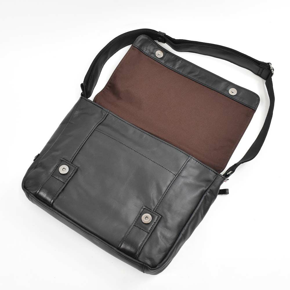 DOUBLESダブルスショルダーバッグ本革B5レザーメンズレディースショルダーバック斜め掛けバッグ斜めがけバッグショルダー斜め掛け斜めがけ牛革革男性誕生日プレゼントブランド肩掛けカバンVWE-1926