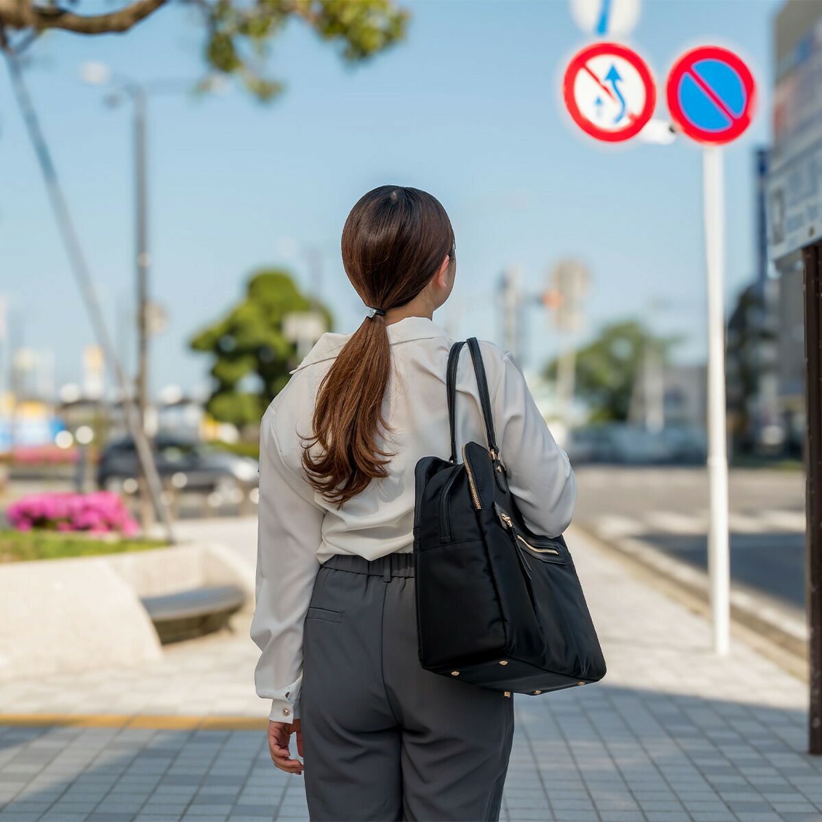 エースaceビジネスバッグレディースラポルテムエースジーンB415.6インチPC収納26Lトートバッグビジネストート通勤ナイロン大きめきれいめ大容量ブランドおしゃれ撥水軽量ビジネスace.GENE68524