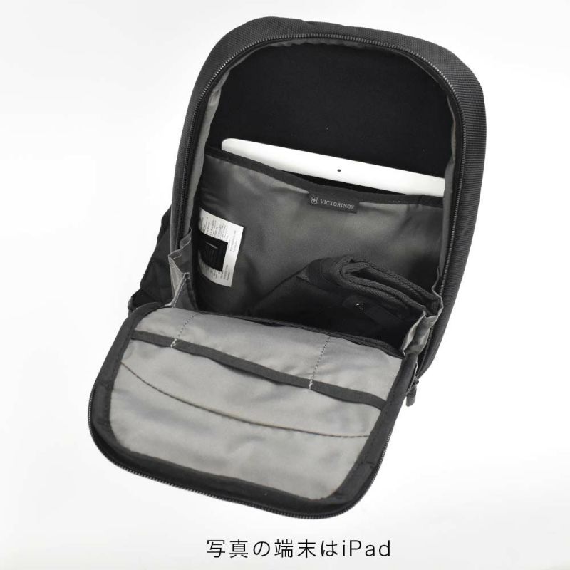 【ポイント最大37倍|7/20限定】ビクトリノックスボディバッグVICTORINOXB5タブレットスリングワンショルダーバッグショルダーバッグメンズレディースボディーバックおしゃれかっこいいブランド大人大容量大きめ黒ブラック日本正規品606796
