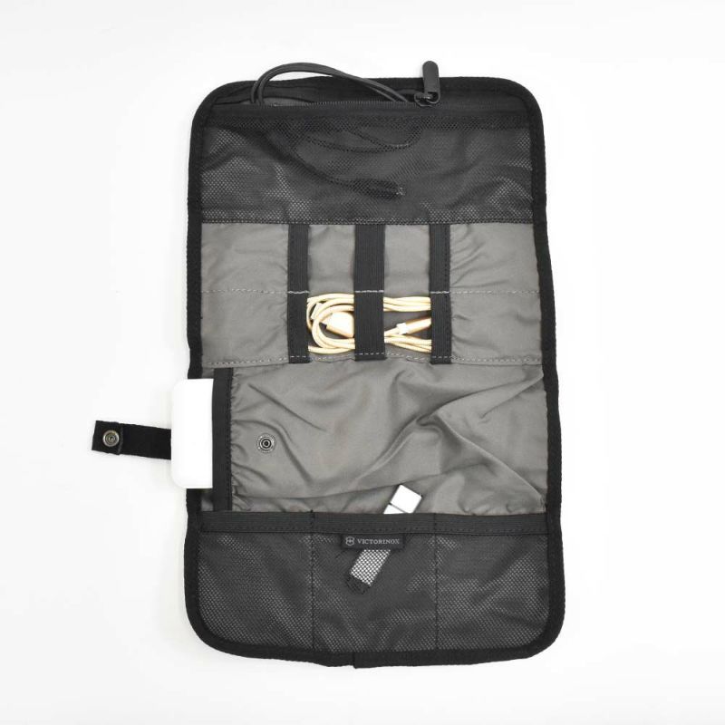 【ポイント最大37倍|7/20限定】ビクトリノックスボディバッグVICTORINOXB5タブレットスリングワンショルダーバッグショルダーバッグメンズレディースボディーバックおしゃれかっこいいブランド大人大容量大きめ黒ブラック日本正規品606796