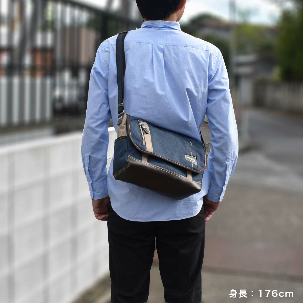 MOUSTACHEショルダーバッグムスタッシュB5メンズレディースショルダーショルダーバック斜めがけ斜め掛けバッグバックおしゃれかっこいいカジュアル人気通学軽量ブランド大人ナイロン小さめ30代40代50代LG4654