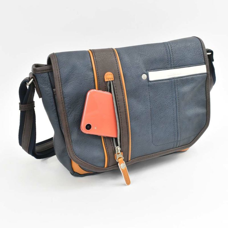 MOUSTACHEショルダーバッグムスタッシュB5メンズレディースショルダーショルダーバック斜めがけ斜め掛けバッグバックおしゃれかっこいいカジュアル人気通学軽量ブランド大人合否小さめ30代40代50代YVQ5949