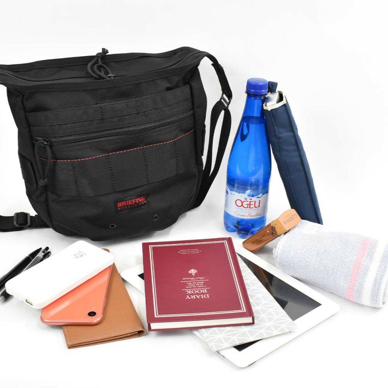 【Rカードでさらに+4倍|8/25限定】ブリーフィングBRIEFINGショルダーバッグメンズレディースDAYTRIPPERSデイトリッパーSショルダーバック斜めがけ斜め掛け斜めがけバッグ肩掛けカバン大容量ブランド丈夫かっこいいミリタリーナイロンBRF105219