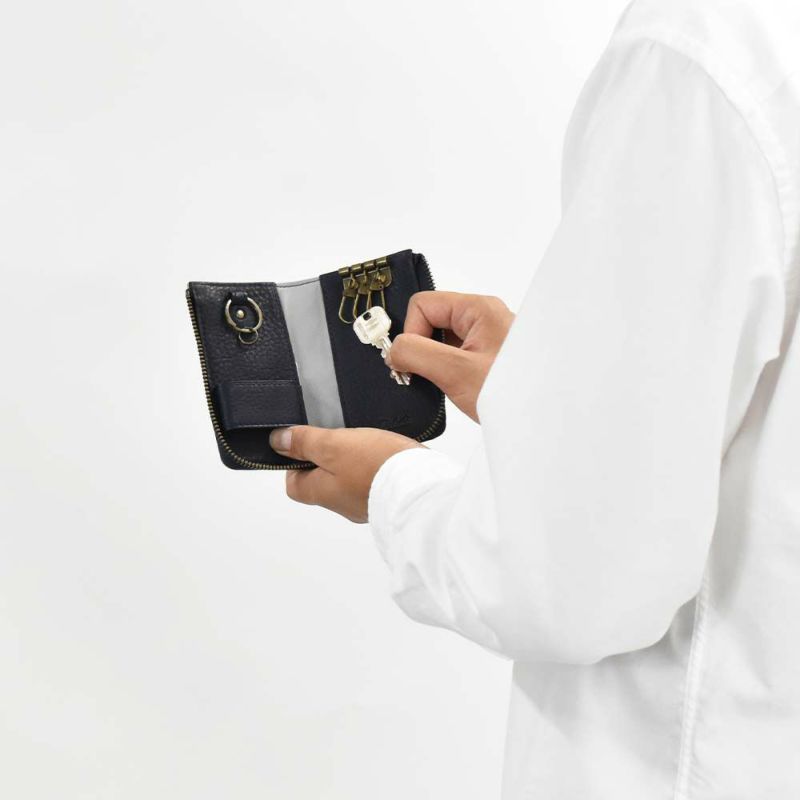 ダコタDakotaキーケーススマートキーグリップ本革革レザーメンズレディースL字ファスナーファスナー付き3連4連コンパクト人気ブランドおしゃれ大容量人気ギフトプレゼント男性女性0620114