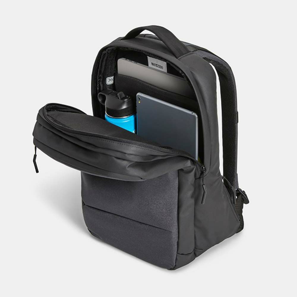 【9/1限定★エントリーで全員21倍】IncaseインケースリュックCityBackpack正規品バックパックB42層式メンズレディースシティドットバックパックPCリュックビジネスリュック通勤通学大容量大きめ2気室