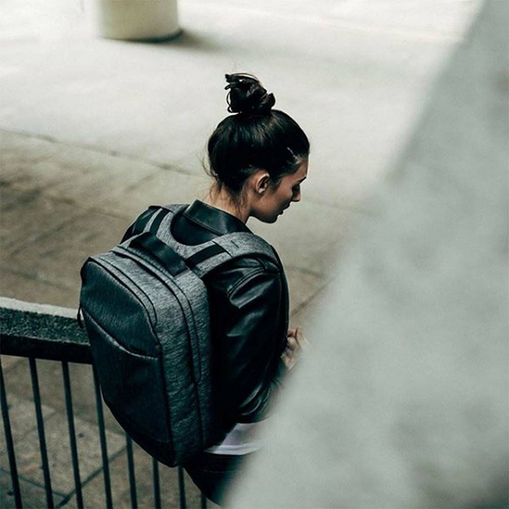 【9/1限定★エントリーで全員21倍】IncaseインケースリュックCityCompactBackpack正規品バックパックA4メンズレディースシティバックパックPCリュックビジネスリュック通勤通学人気おしゃれ