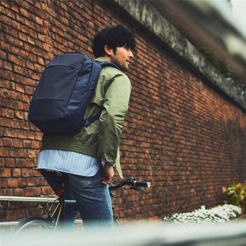 【9/1限定★エントリーで全員21倍】IncaseインケースリュックCityCompactBackpack正規品バックパックA4メンズレディースシティバックパックPCリュックビジネスリュック通勤通学人気おしゃれ