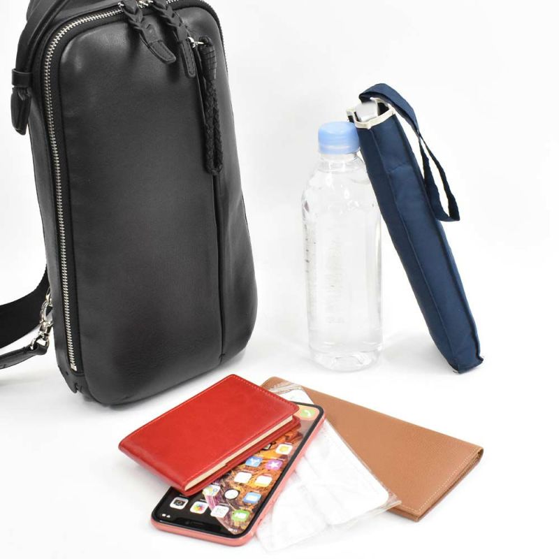 【ポイント最大34.5倍】P.I.Dボディバッグ本革メンズピーアイディー撥水エクリール本革ボディバッグボディバックショルダーバッグワンショルダーバッグ通勤通学ビジネスレザー革ブランドカジュアルPIDピー・アイ・ディーPAZ105